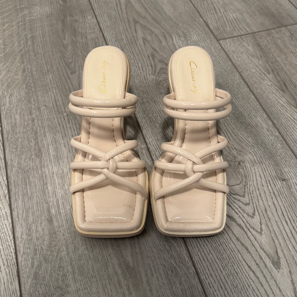 Sam Edelman Circus Padded Heels Ivory - Wore Once US W8.5